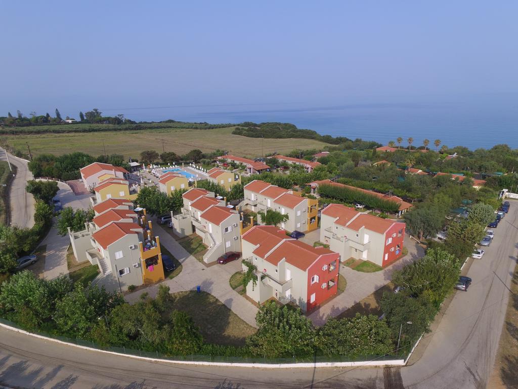 Fournia Village Kastro-Kyllini ภายนอก รูปภาพ